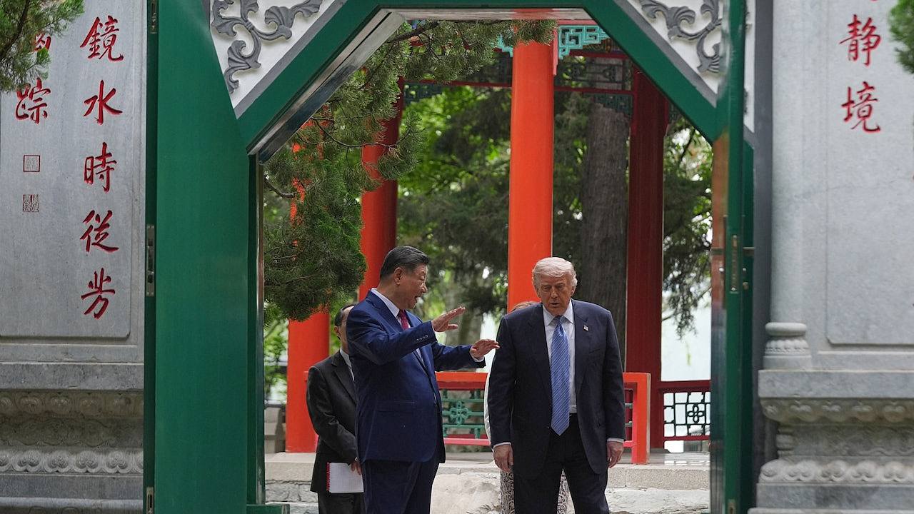特朗普访华工作午宴餐单曝光：宫保鸡丁炸龙虾球，或为迎合挑剔口味（组图） - 1