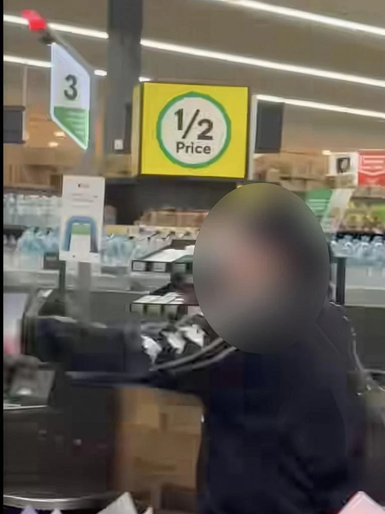 澳Woolies遭青少年疯狂打砸，商品散落一地！超市无奈拉响警报（视频/组图） - 4