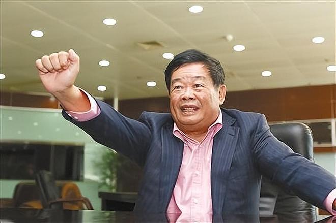曹德旺没想到，儿子平稳接班才半年，女儿凭一个举动再次给他长脸（组图） - 11