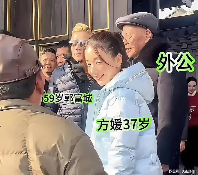 郭富城现身安徽农村奔丧,头系红布引发热议,背后民俗大有讲究(组图) - 8