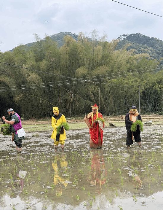 广西民间版“西游记”40岁男子投80万演唐僧:只赚回10万 - 1