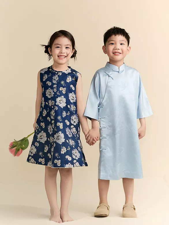 马斯克幼子的新中式马甲是怎么被选中的？（组图） - 9