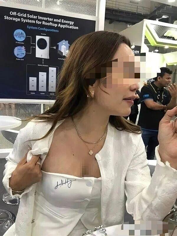 黄仁勋在辣妹胸口签名后,更炸裂的来了(组图) - 2
