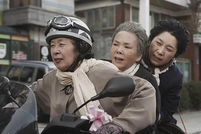 上海首批不婚女性养老院生活,曝光后网友炸了:和想的完全不一样(组图) - 6