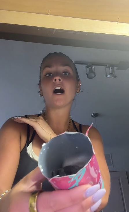 美国女子喝能量饮料快见底竟吸到毛,剪开惊见“完整鼠尸”崩溃(组图) - 5