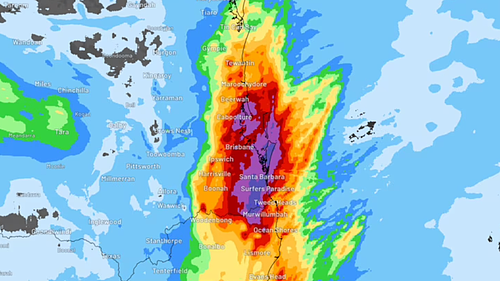 两天降雨量达240毫米！暴雨席卷昆州及新州，50名师生露营被困 - 4