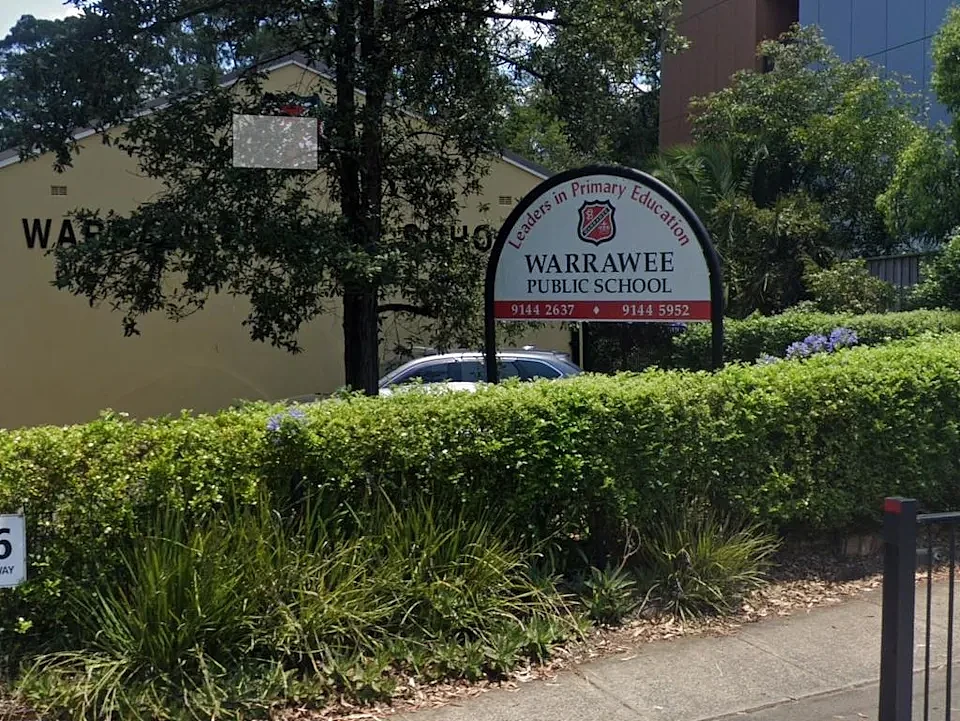 悉尼上北公校外突发诱绑未遂案，学童险被拖上车！警方推测“恶作剧”引家长愤怒 - 2