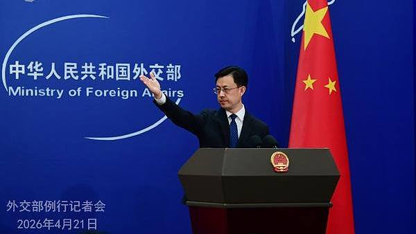 中国外交部：特朗普习近平就人工智能作建设交流，同意政府间对话（组图） - 1