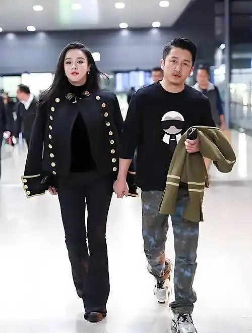 7年败光2个亿，邹市明冉莹颖共同发文，终究还是踏出了这一步（组图） - 13