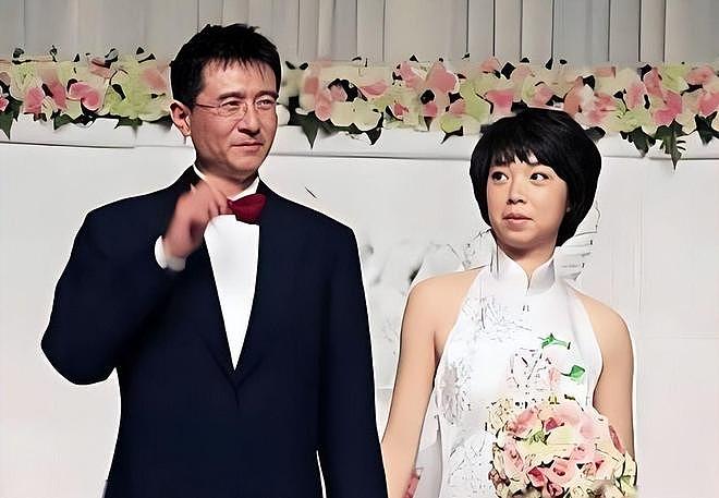 相伴17年终究败给现实，65岁徐威年老色衰，45岁张怡宁风华正茂 - 14