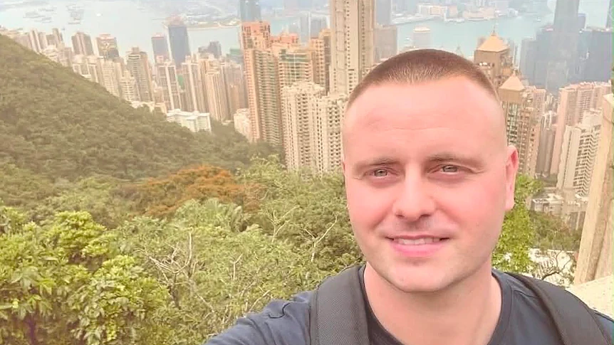 出发前被紧急取消行程!澳洲旅行社遭堵门要求退款,旅客怒斥拖延:“绝对不可接受!” - 1