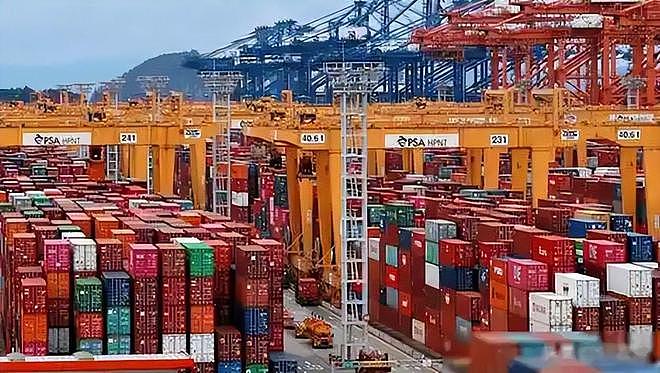 波音股价暴跌4.7%！特朗普口中的200架，中方只给了“有关安排”（组图） - 16