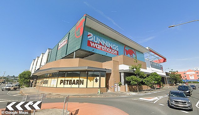 Bunnings突发炸弹威胁紧急疏散!肇事者竟然是12岁男孩(组图) - 1