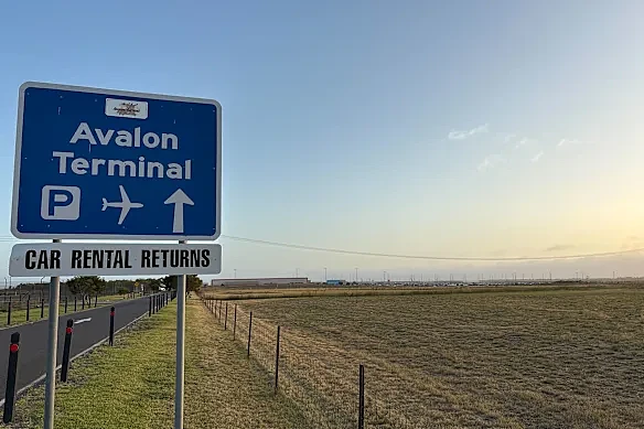 墨尔本Avalon机场突发炸弹恐慌紧急关闭！大批旅客被迫滞留，1名涉案人员被捕 - 1