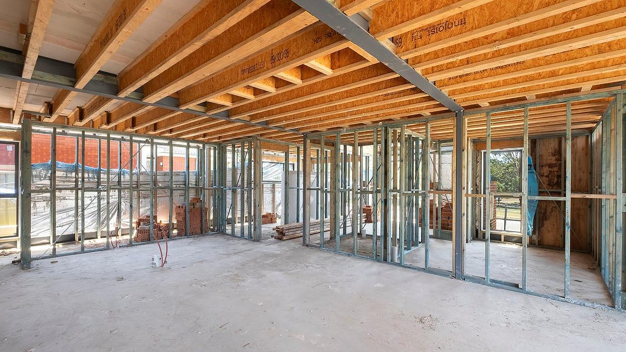 悉尼出现半成品房屋抛售潮！建筑成本持续上涨，房主被迫停工止损（组图） - 5