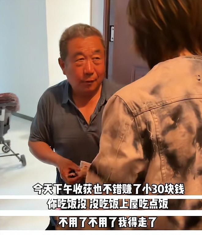 网红们参加生存挑战，不是刮彩票输光经费，就是把钱全买成槟榔 - 23