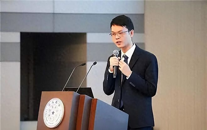 反华言论遭反噬!清华AI天才怒辞职位,抗议将中国列为敌对国家 - 1