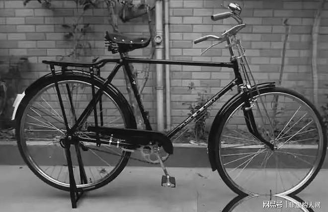 70年代一辆“凤凰牌”自行车180元，放到现在相当于多少钱？（组图） - 3