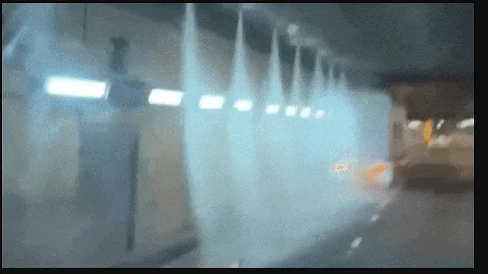 悉尼M5隧道出事了，现场变成“水帘洞”... - 2