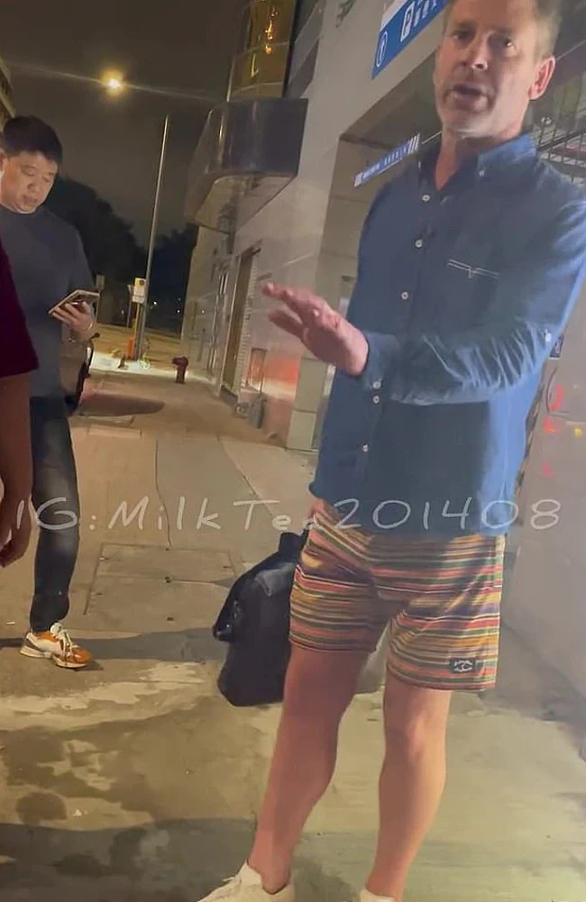 “我要砸碎你的头” 澳男在香港吃霸王餐，刚交完罚款又被警方带走（视频/组图） - 3