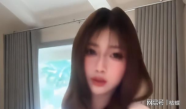徐帆回应离婚9个月后，冯小刚再陷争议，养女徐朵成导火索 - 18