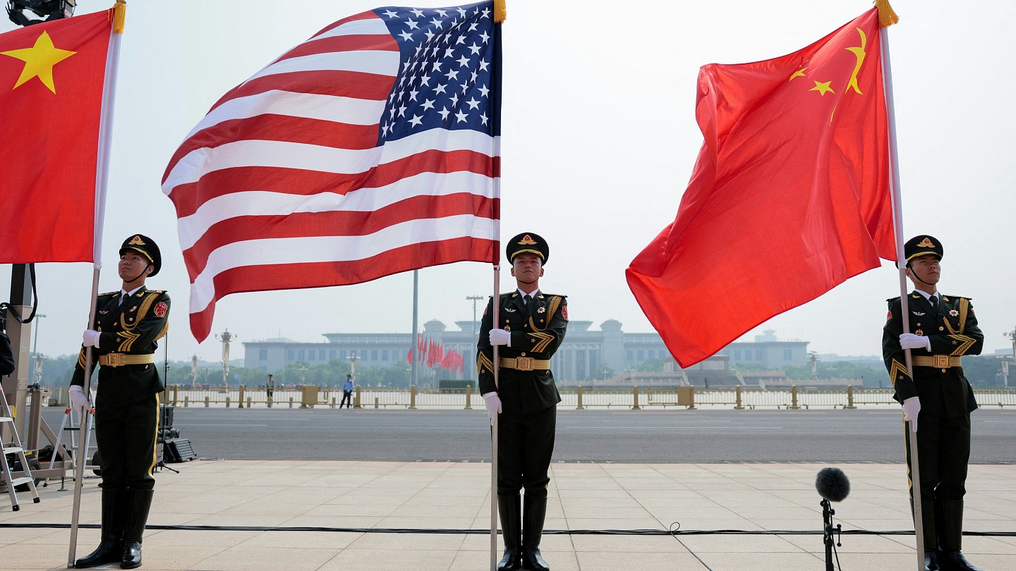 李显龙：中国正逐步追赶美国，美国视中国为接近同等实力对手 - 2
