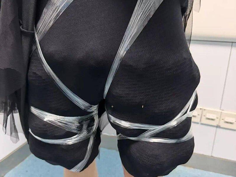 妙龄女一身腥味，海关掀裙...里面竟藏58只活乌龟 - 1
