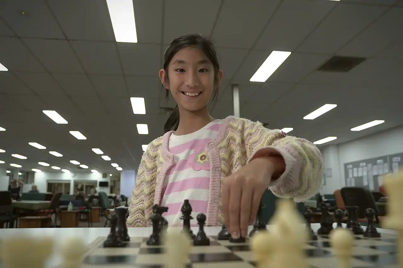 年仅9岁！澳华裔女孩横扫国际象棋界，最大梦想竟是... - 1