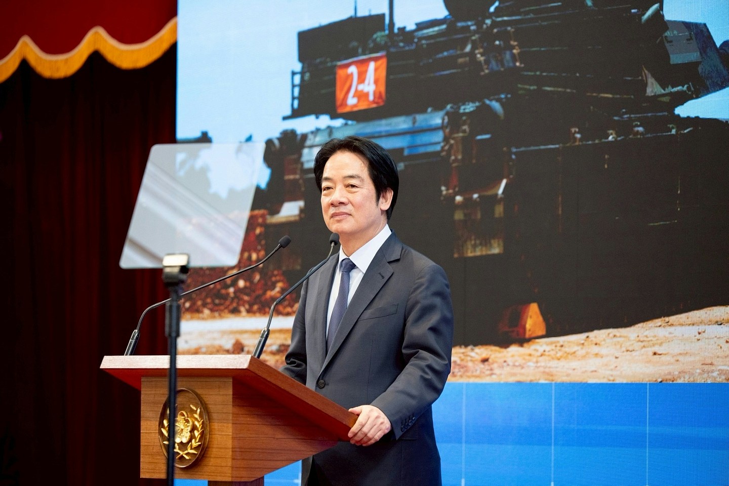 华府暂停140亿美元对台军售，国民党批赖清德：台独路线引国际疑虑（组图） - 2
