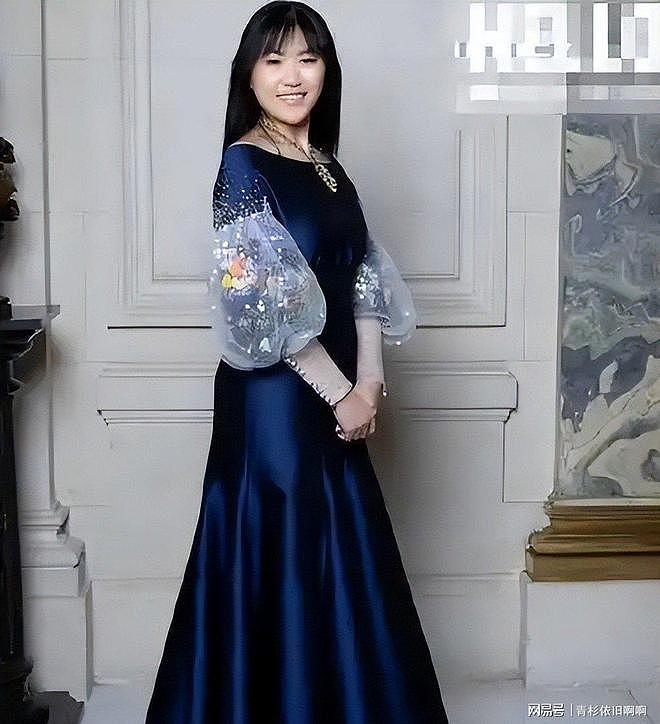 张艺谋4月身体出状况,陈婷摘掉妻子认证(组图) - 26