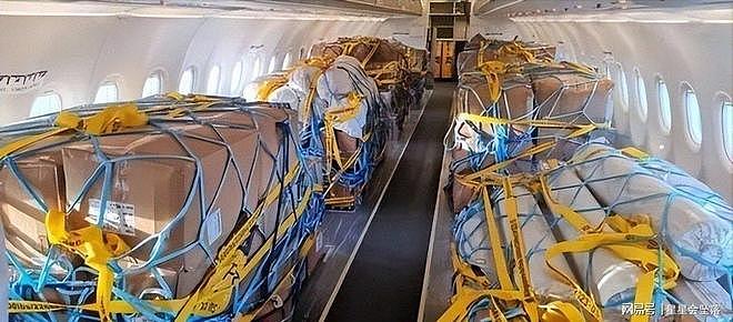 迪拜地狱监狱:20人挤一牢房,强奸频发,随时面临电击(组图) - 13