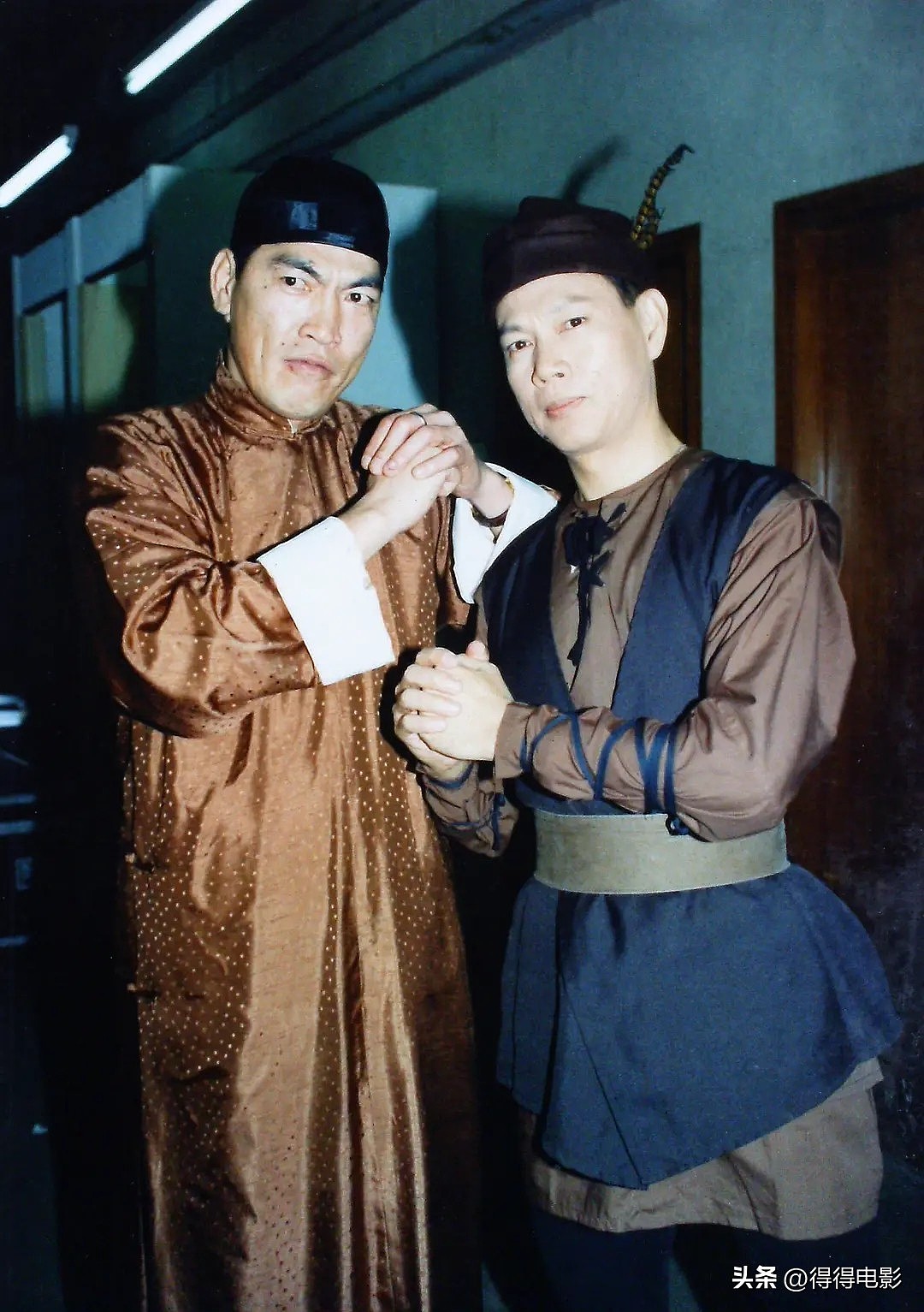 “大傻”离开15年：儿子入狱孙子身亡，弟弟被挖坟（组图） - 10