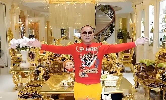 4位妻子36名情人,台湾富豪胡汉䶮奢靡生活比赌王还潇洒(组图) - 4