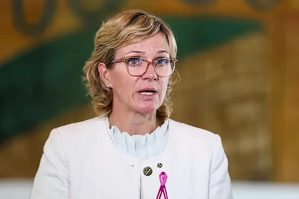 不满自由党偏离中间路线，前总理谭保支持议员建新党！影子财长：没人在乎（组图） - 2