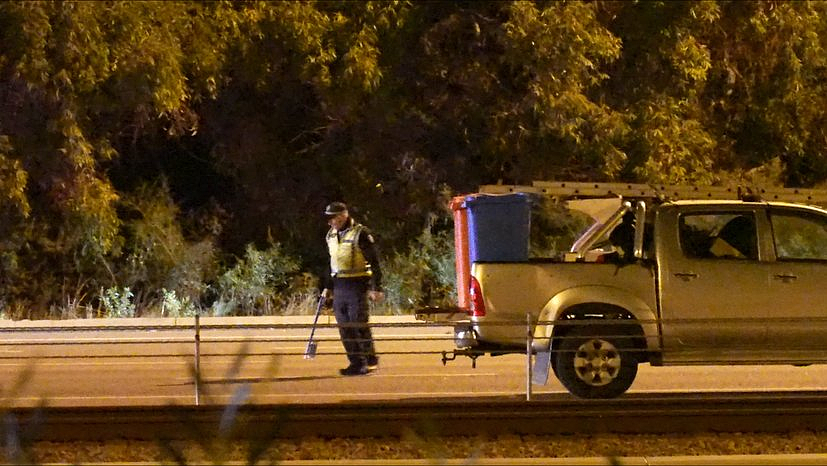 珀斯高速爆致命肇逃，22岁男子惨死路间，部分路段紧急封闭(组图) - 1