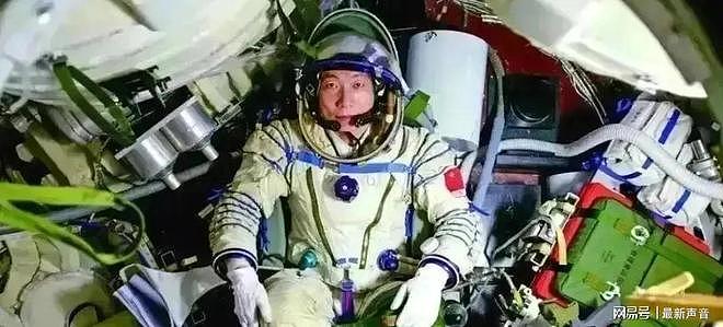 中国空间站住满6人！航天员在太空隐私怎么办？会被禁止生育吗？（组图） - 5