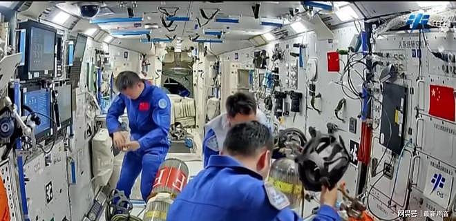 中国空间站住满6人！航天员在太空隐私怎么办？会被禁止生育吗？（组图） - 8