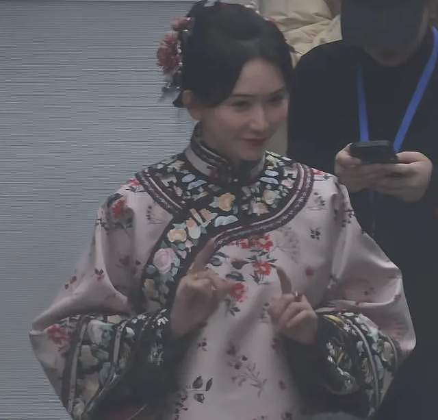 林志玲风波影响大！遭杨紫新剧除名，综艺也被下架，底线不可碰！（组图） - 8