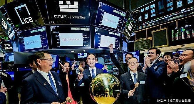 手里攥着美国绿卡，心里盼着中国崩盘？这帮“精英”赌输了国运（组图） - 8