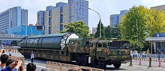手里攥着美国绿卡，心里盼着中国崩盘？这帮“精英”赌输了国运（组图） - 10