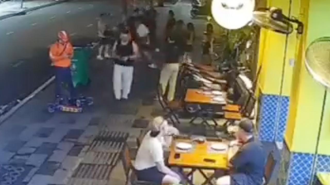 澳黑帮头目在越南遭枪杀！2嫌疑人落网，联邦警方正核查情况（组图） - 2