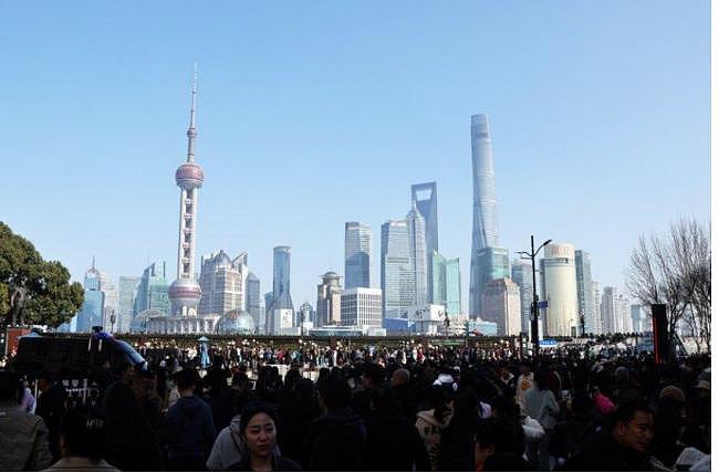 想出国,先打报告!北京新规,罕见做法(图) - 1