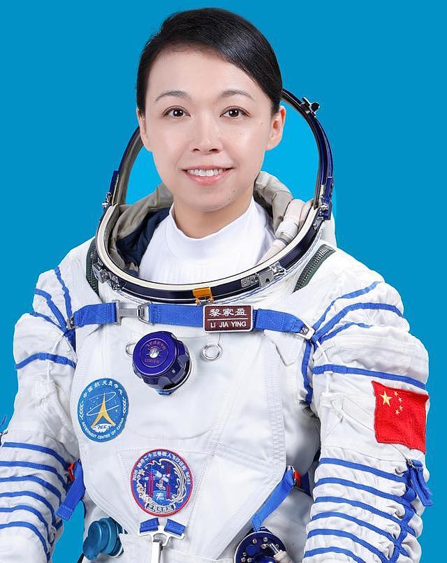 刚上太空两天，就炸出一堆牛鬼蛇神，香港航天员黎家盈刺痛了谁？（组图） - 5