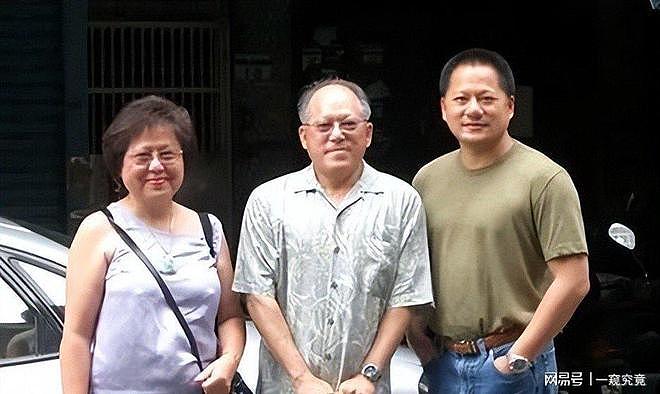 原来他是黄仁勋哥哥，从不用弟弟名气谋利，如今闲居台北早已谢顶（组图） - 2