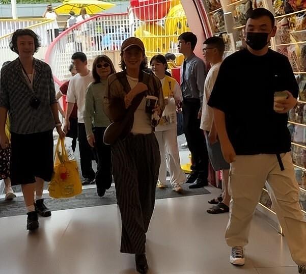 章子怡汪峰离婚后首同框,10岁女儿交响乐惊艳全场(组图) - 9