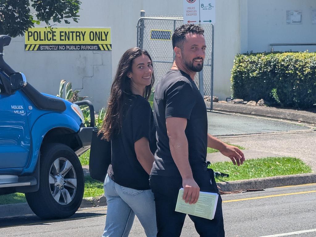 被控强奸与下药等47项罪名!澳真人秀男星狱中遭暴打致面部骨折,法官当庭拒绝保释 - 2