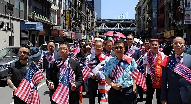 美国开始“赶人”?境内百万中国人,回国后可能十年进不来 - 4