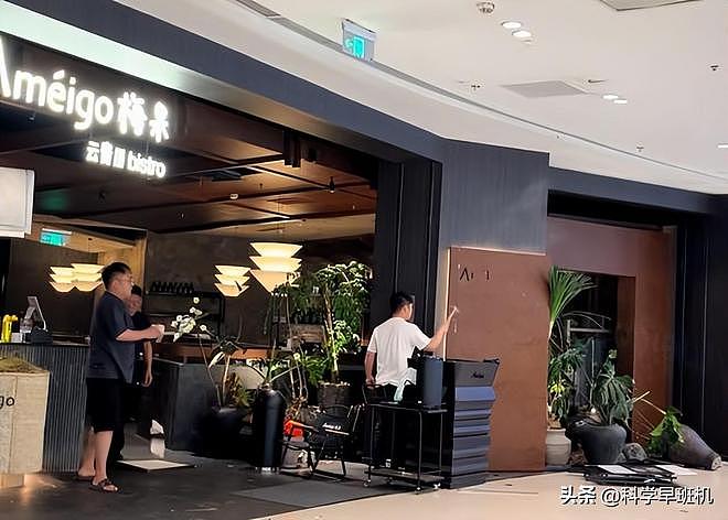 浙江男子怒砸加盟店，控诉商场黑心，400万投资，却只营业四个月 - 4