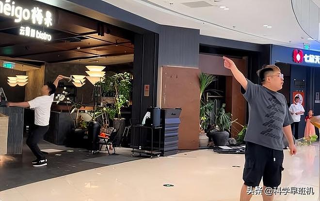 浙江男子怒砸加盟店，控诉商场黑心，400万投资，却只营业四个月 - 6