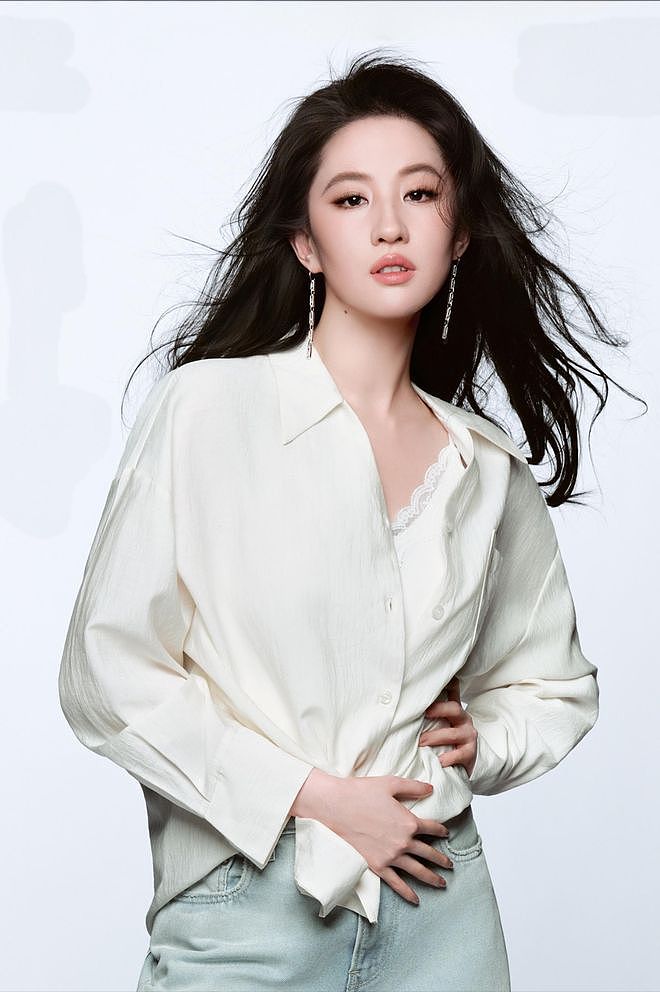 网传刘亦菲复出！900天空窗期后，或将主演《咸雪》 - 21